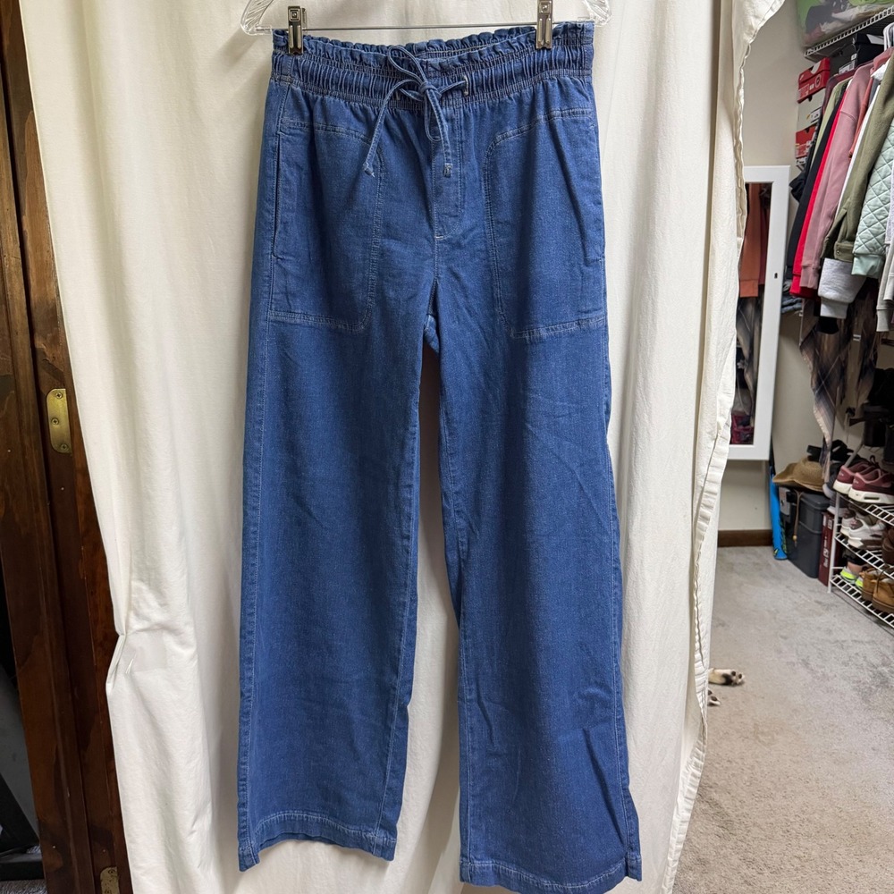 American Eagle Women XS Blue Denim Wide Leg Stretch Pull On Smocked Waist Pants